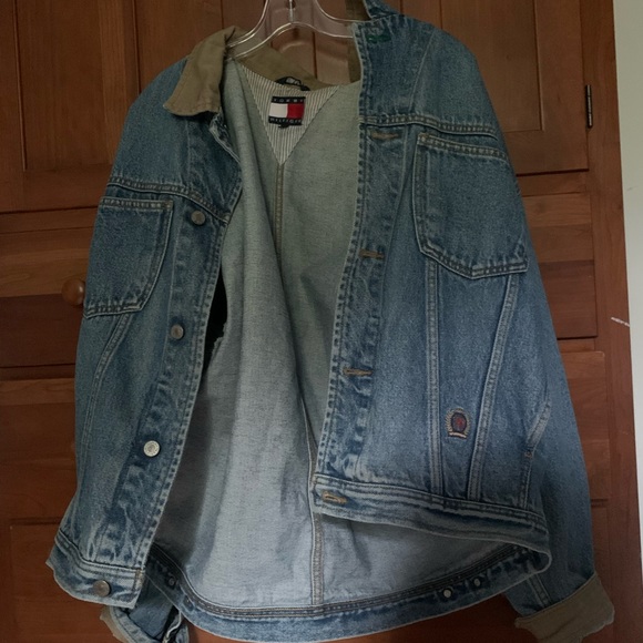 Vintage Tommy Hilfiger Clothing Lot of 6 W/ Polos Jean Jacket Button Down - Picture 10 of 12